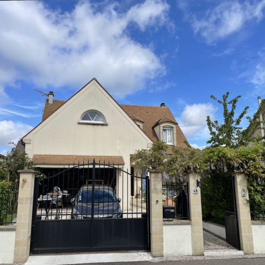  Annonces ST DENIS : Maison / Villa | TAVERNY (95150) | 170 m2 | 589 000 € 