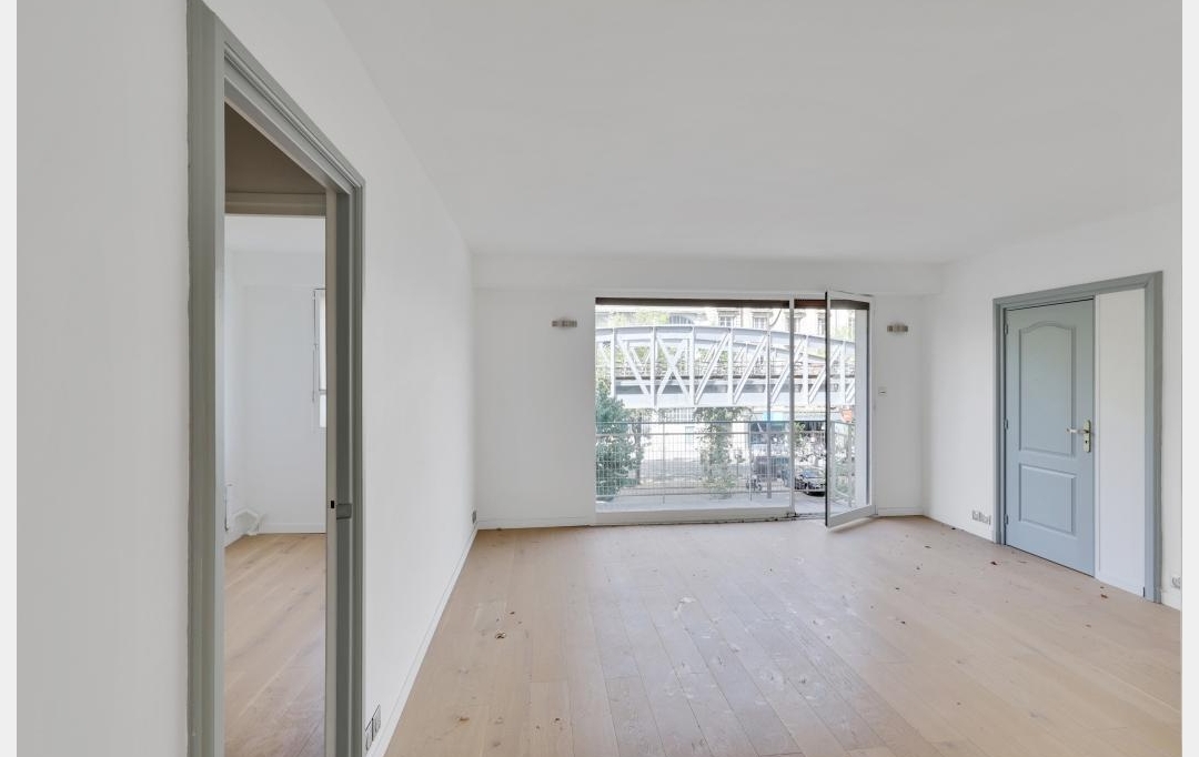 Annonces ST DENIS : Appartement | PARIS (75015) | 60 m2 | 598 000 € 