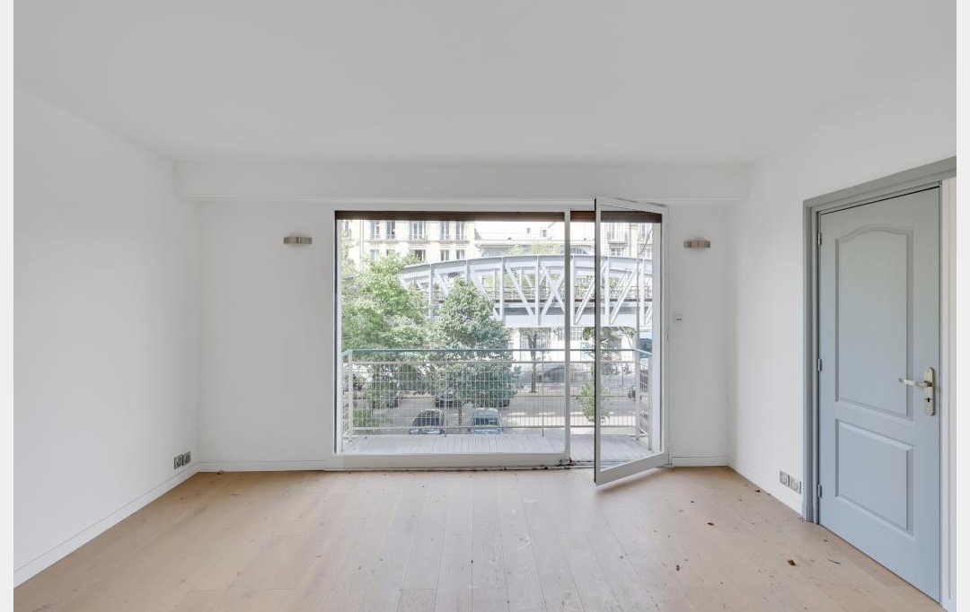 Annonces ST DENIS : Appartement | PARIS (75015) | 60 m2 | 598 000 € 