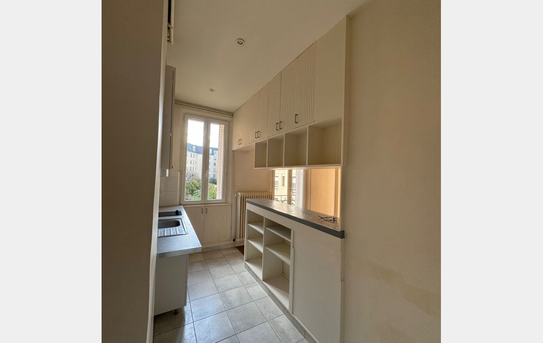 Annonces ST DENIS : Appartement | CHARENTON-LE-PONT (94220) | 41 m2 | 1 295 € 