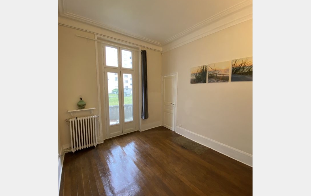 Annonces ST DENIS : Appartement | CHARENTON-LE-PONT (94220) | 30 m2 | 1 150 € 