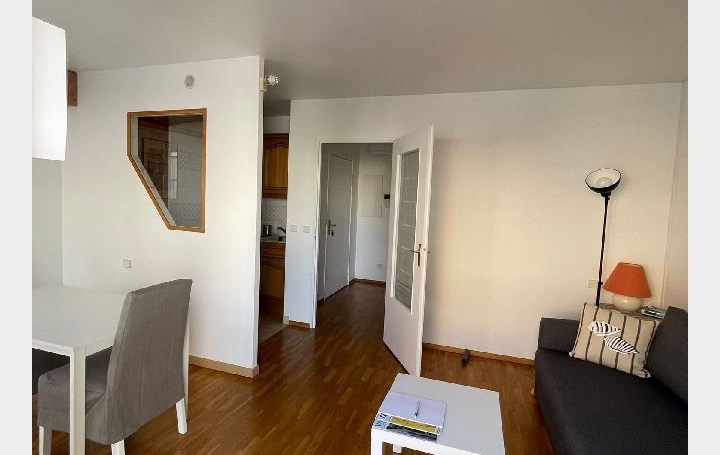  Annonces ST DENIS Apartment | CHARENTON-LE-PONT (94220) | 27 m2 | 1 050 € 